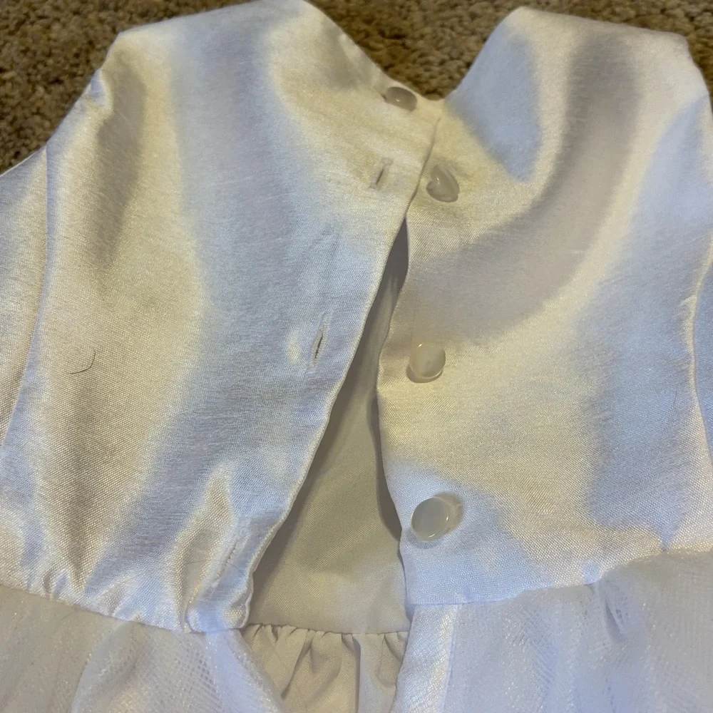 David's Bridal flower girl dress with tulle size 6 - Picture 6 of 8